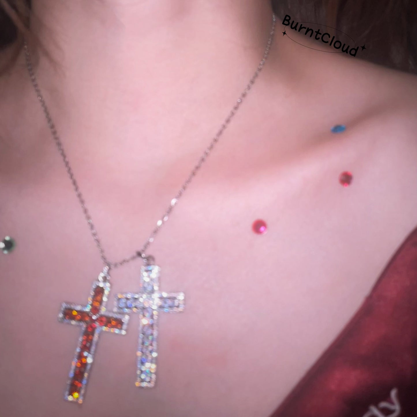 N49 White/Red Zirconia Cross Pendant/Necklace